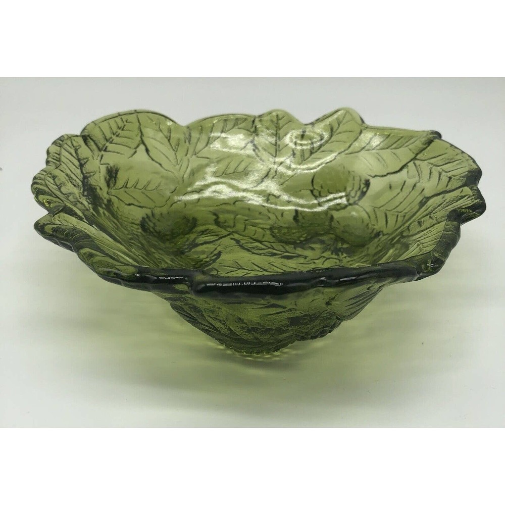 VTG Green Glass Grapes Leaves Scallop Edge Candy Dish Indiana MidCentury Bowl A1